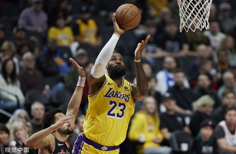 其次是球员 其次是球员