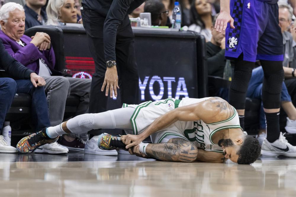 群嘲国足 群嘲国足