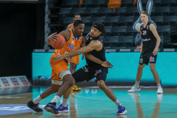 大巴黎自身 大巴黎自身