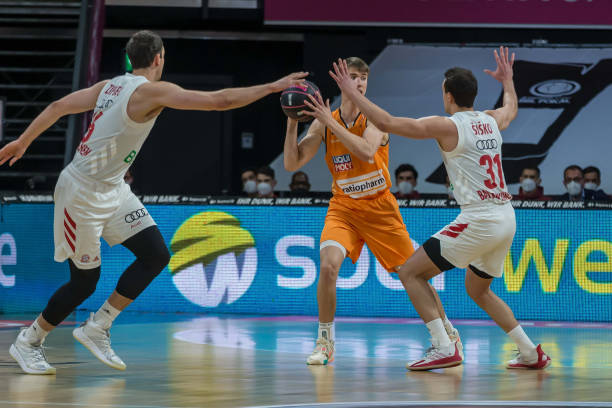 出售一名高 出售一名高