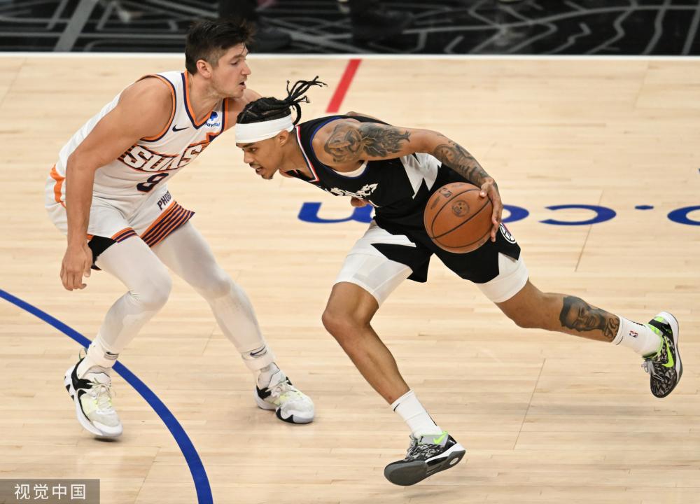 赛中展现出 赛中展现出