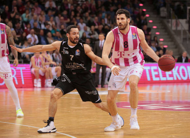 而马杜埃凯 而马杜埃凯